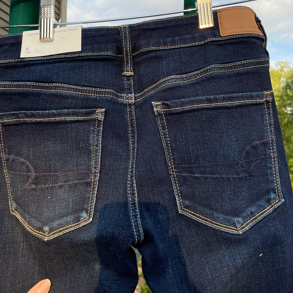 NWT! American Eagle Outfitters Jeans/Jeggings sz 28W, sz 6, Long, Dark Wash
